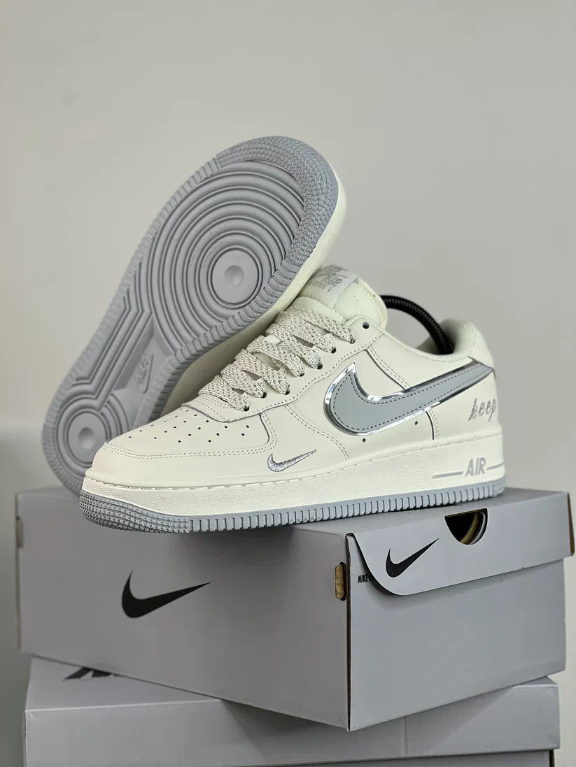 Airforce 1 Beige Sneakers
