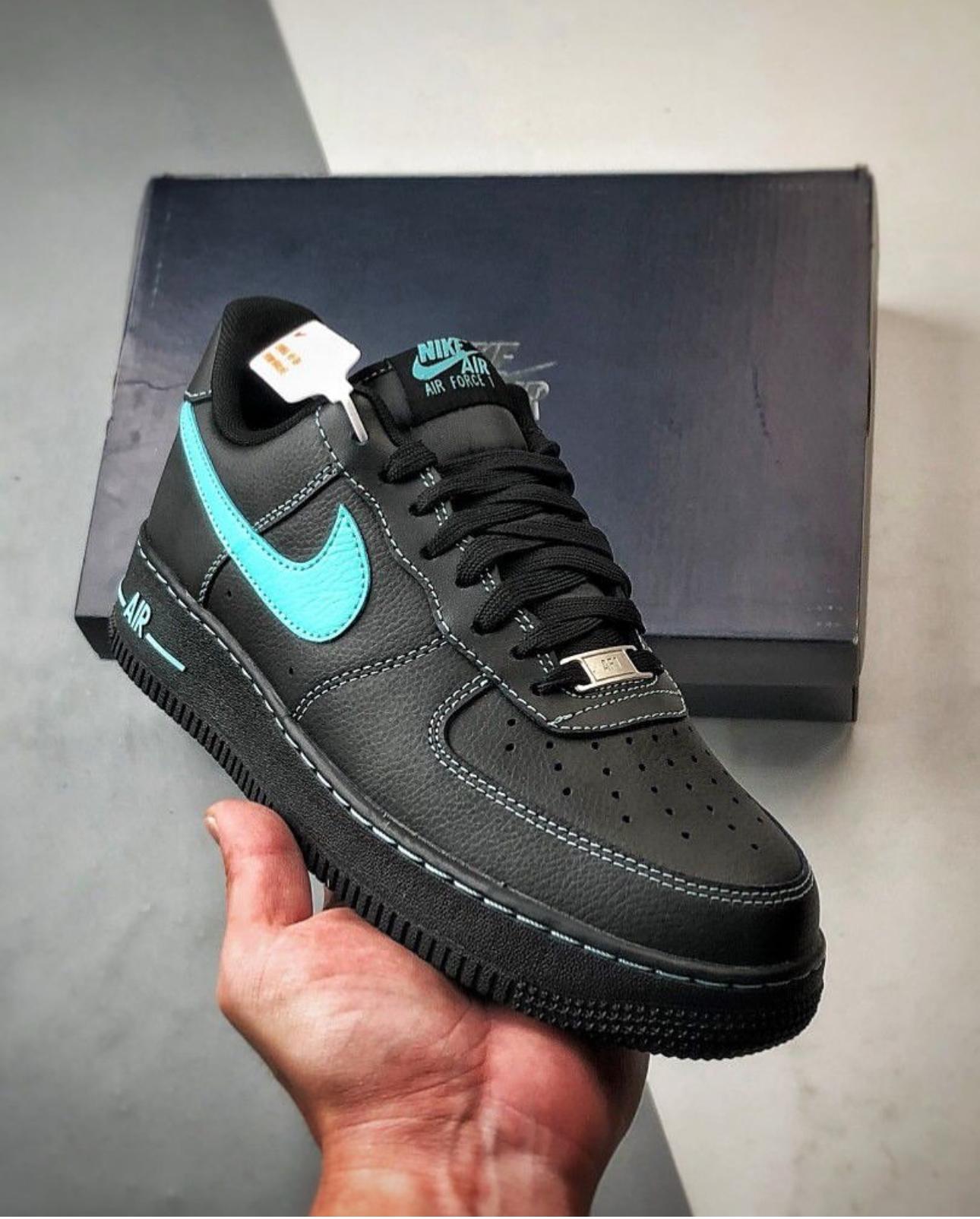 Airforce 1 Cyan Sneakers