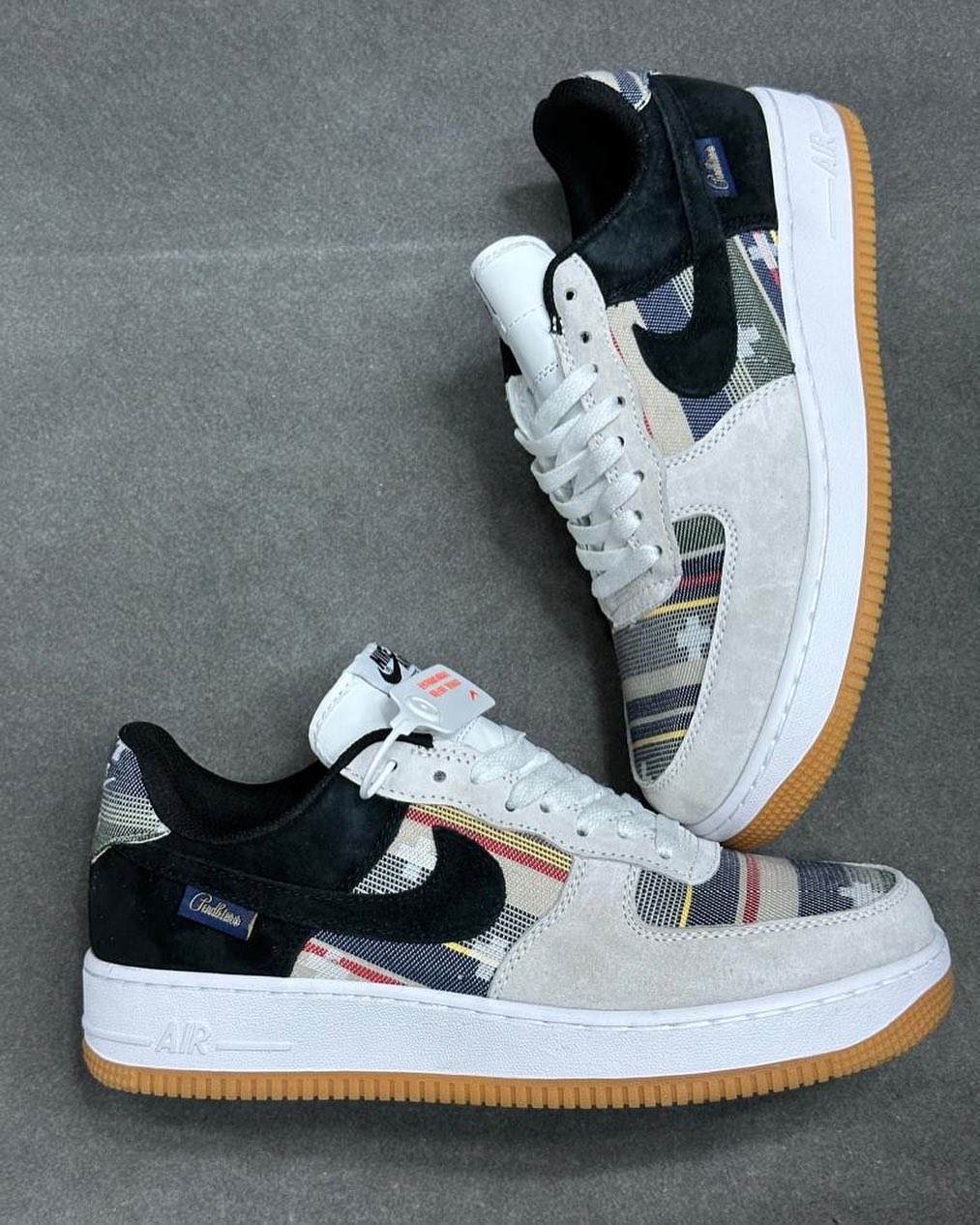 Airforce 1 Dollar Sneakers