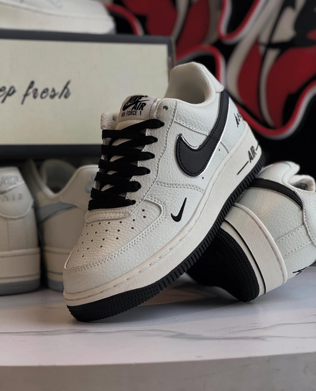 Airforce 1 Keep Fresh Sneakers