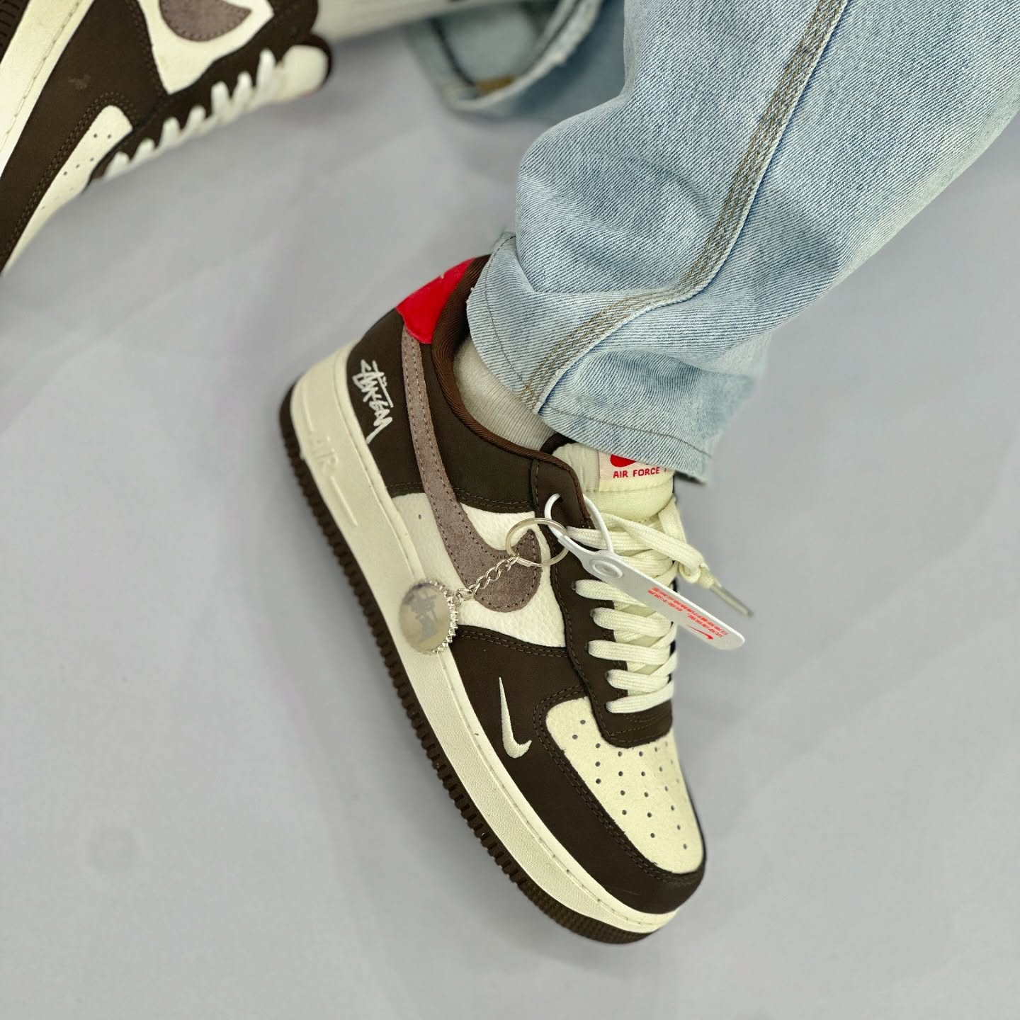 Airforce 1 Turne Sued Sneakers