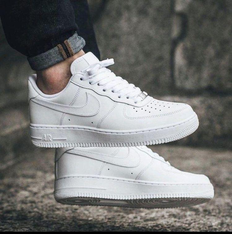 Nike Airforce 1 White Low Sneakers