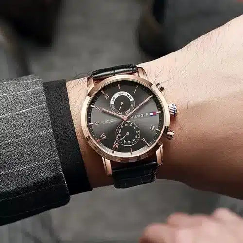 Stylish Tommy Hilfiger Watch For Men's