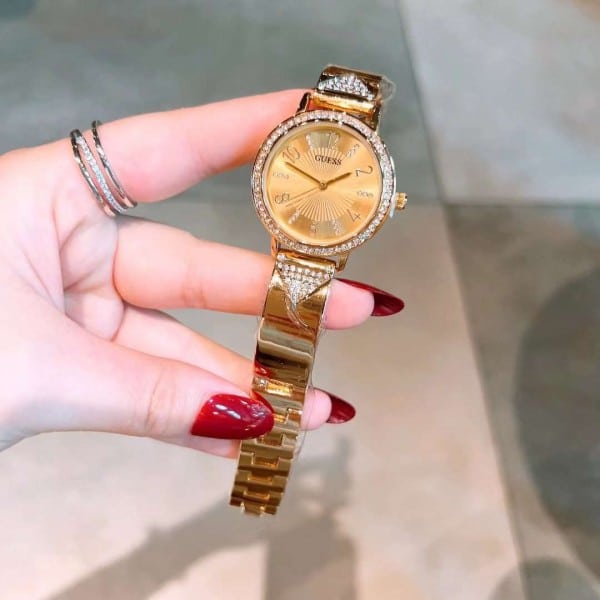Trending Guess Watch For Women Round Dial