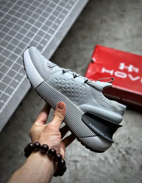 Under Armour Phantom Grey