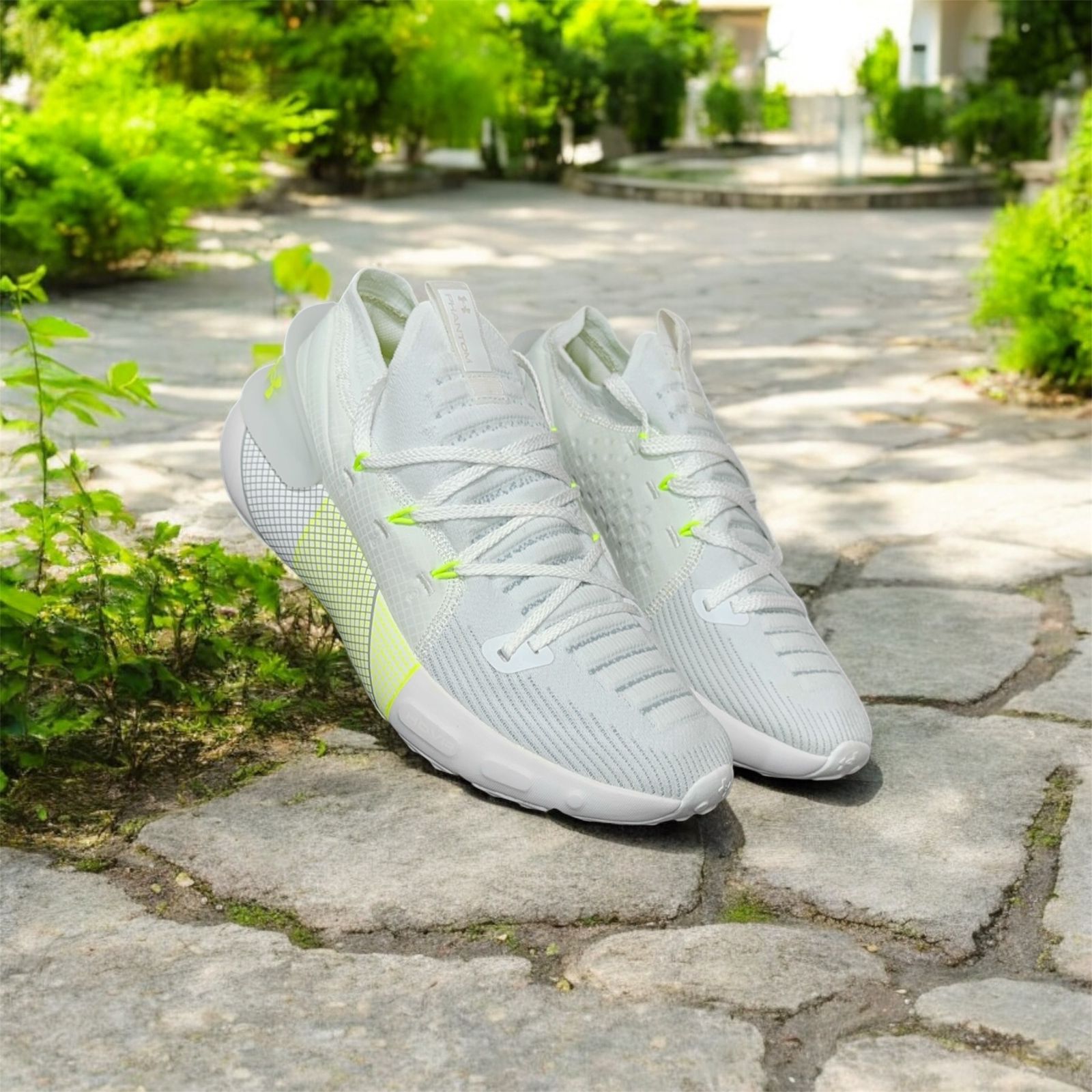Under Armour Phantom