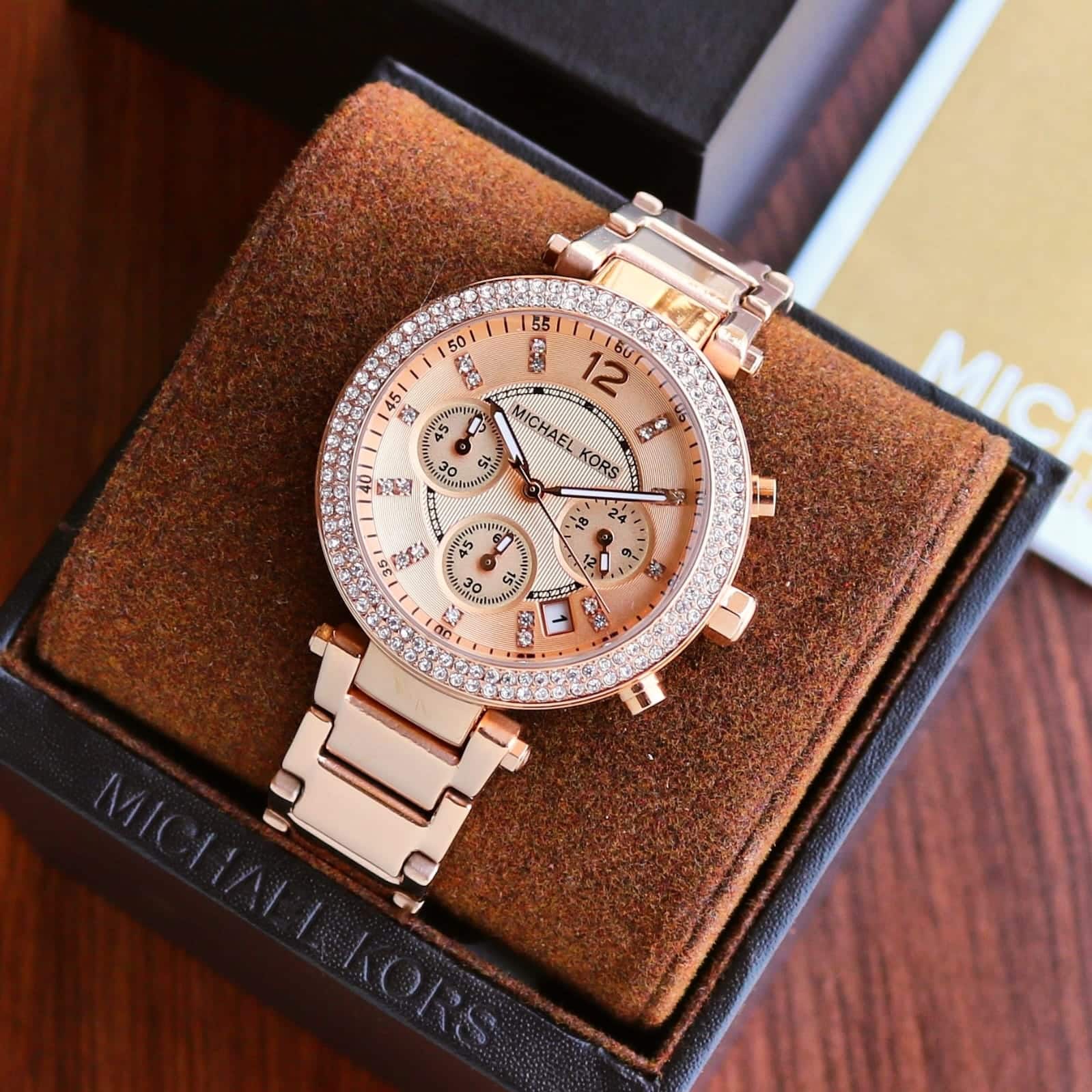 Ladies This Michael Kors Modern And Stylish Watch Would be a Great Accessory » Mega Fashion
