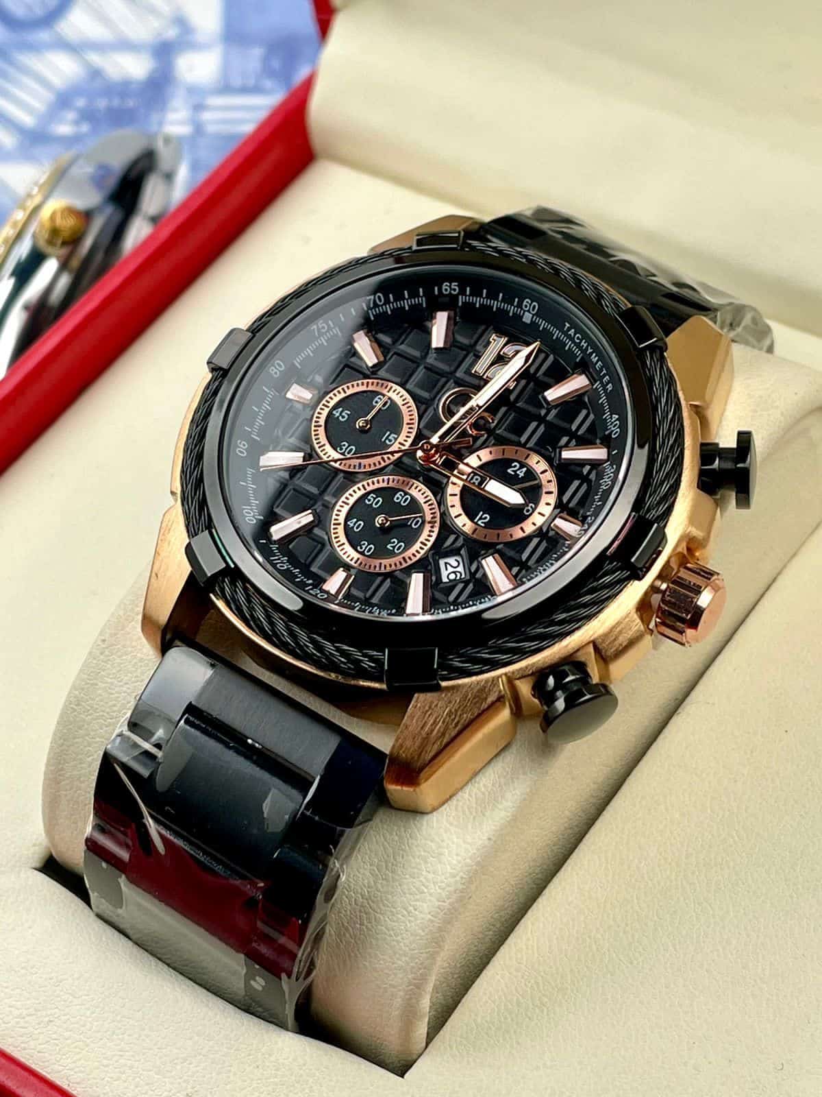 Luxurious feel of the watch ensures you are ready in office Black Gold » Mega Fashion