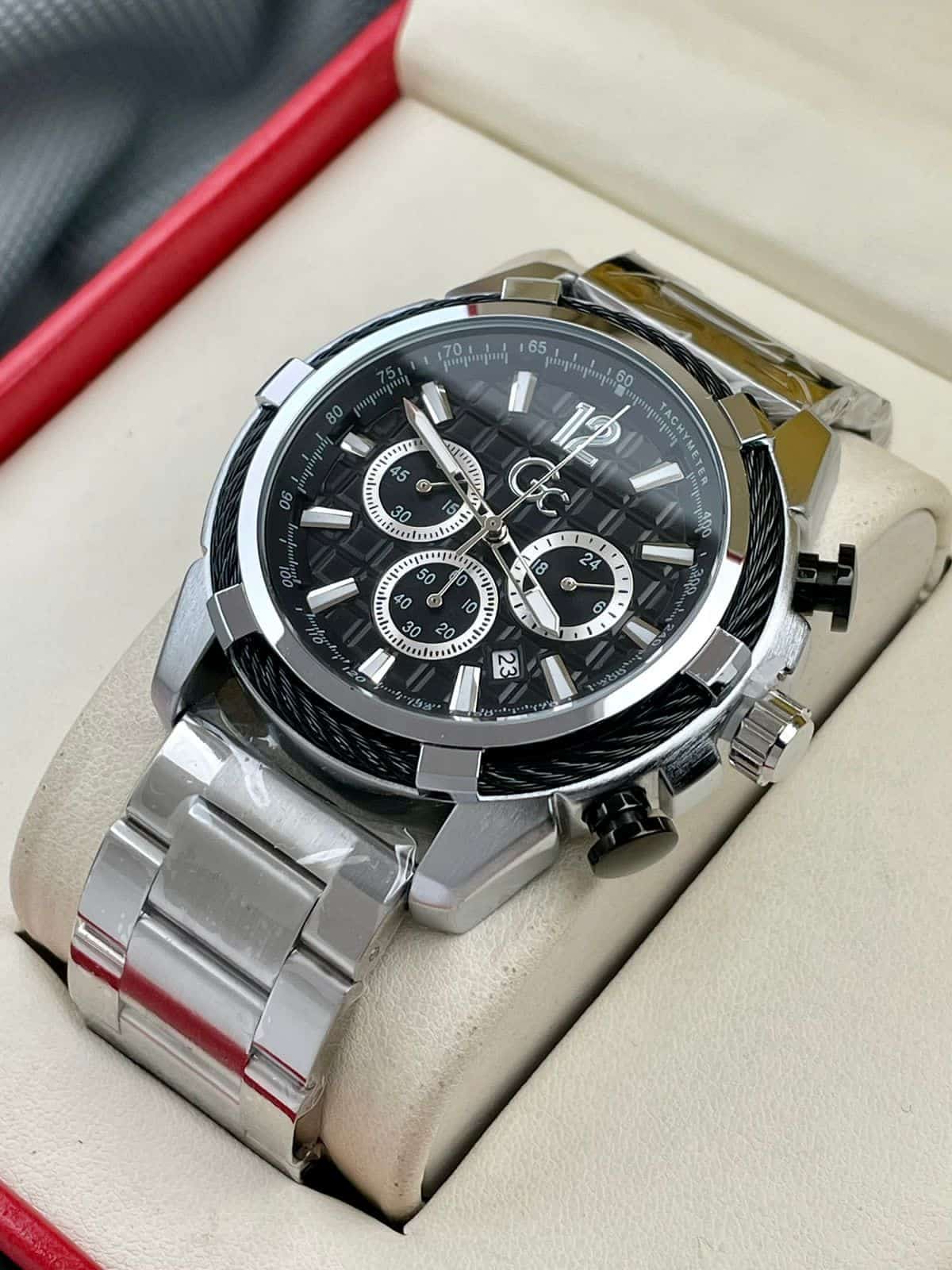 Luxurious feel of the watch ensures you are ready in office Black Silver » Mega Fashion