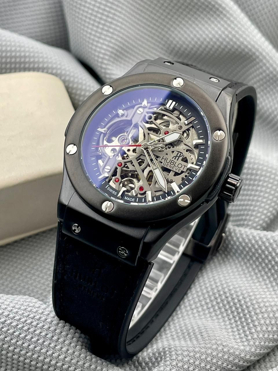 Branded Men's Royal Look Watches » Mega Fashion