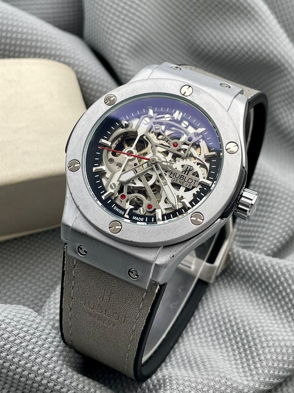 Branded Men's Royal Look Watches » Mega Fashion