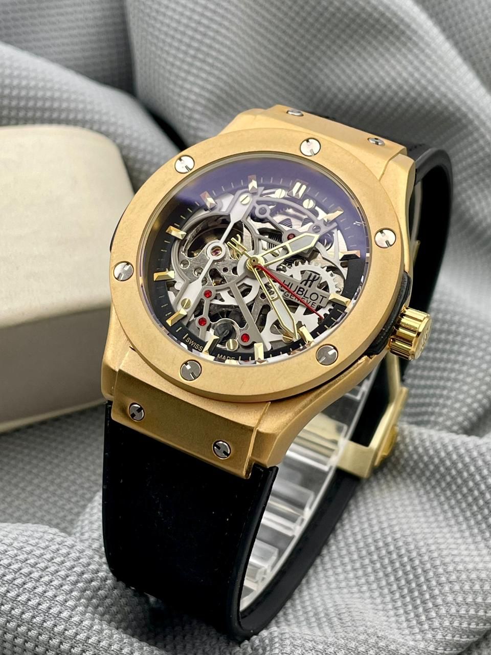 Branded Men's Royal Look Watches » Mega Fashion