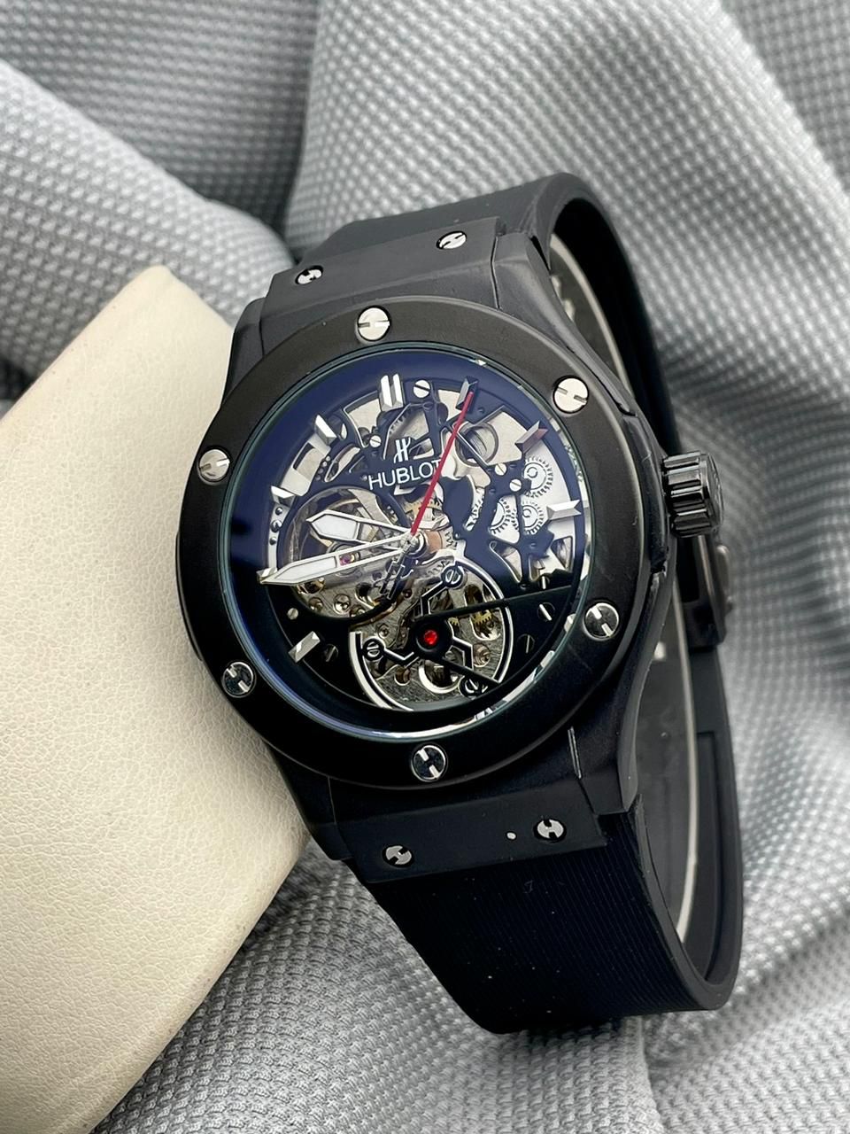 Branded Men's Royal Look Watches » Mega Fashion
