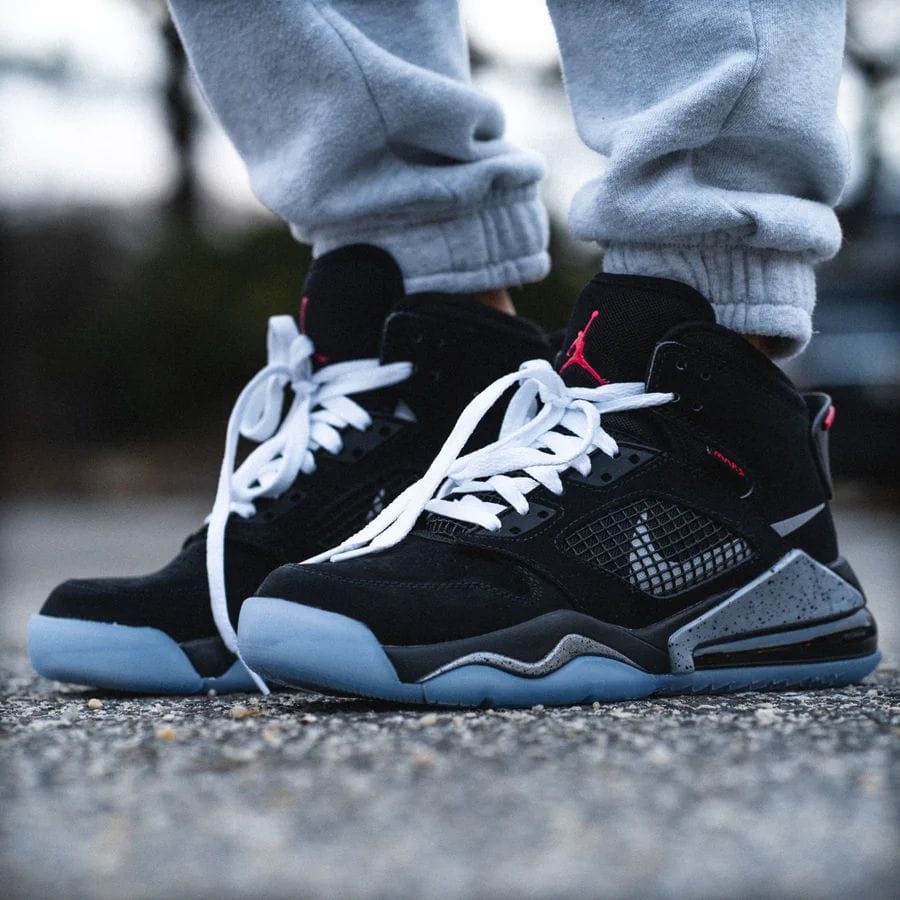 Nike Air Mars 270  Black Sneakers