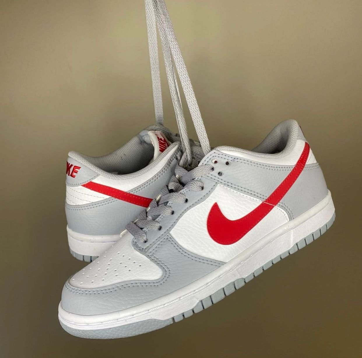 Nike SB Dunk Low Sneakers