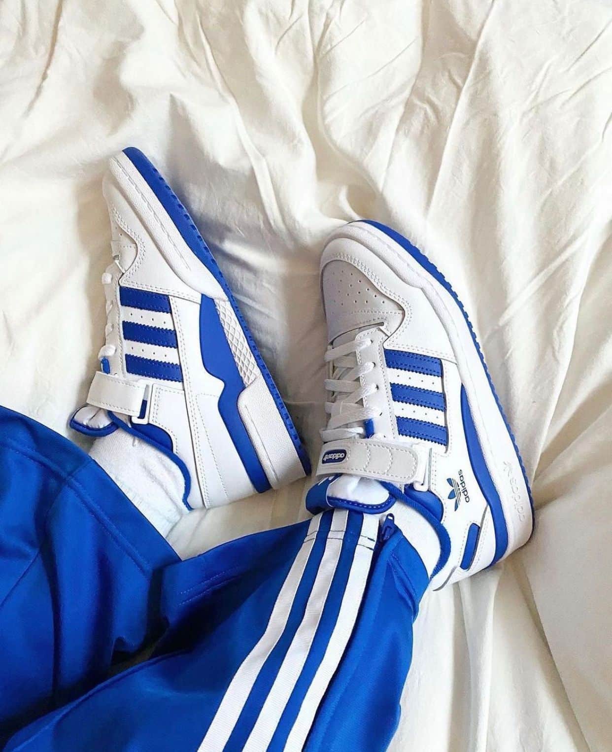 Adidas Forum 84 White Blue Low Sneakers