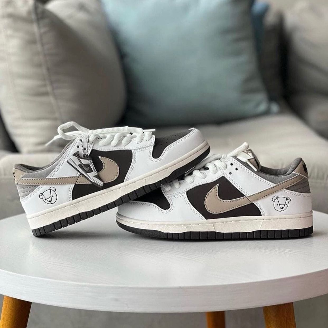 Nike SB Dunk Grey Panda Low Sneakers