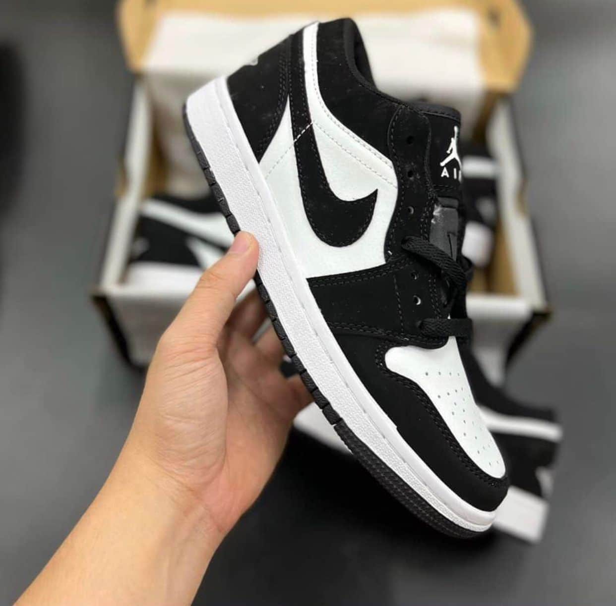 Nike Air Retro 1 Panda Low Sneakers