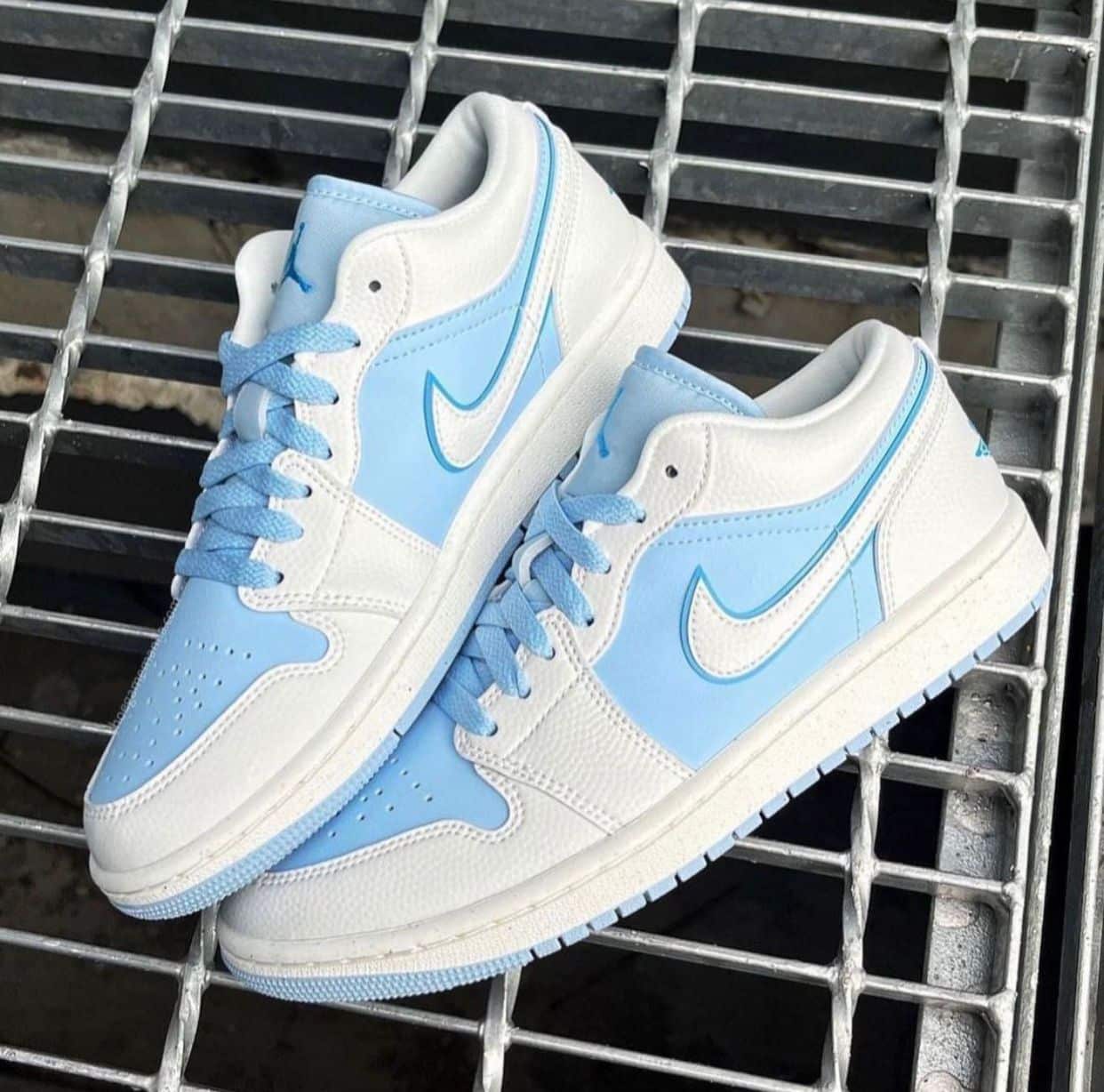 Nike Air 1 Ice Blue Low Sneakers