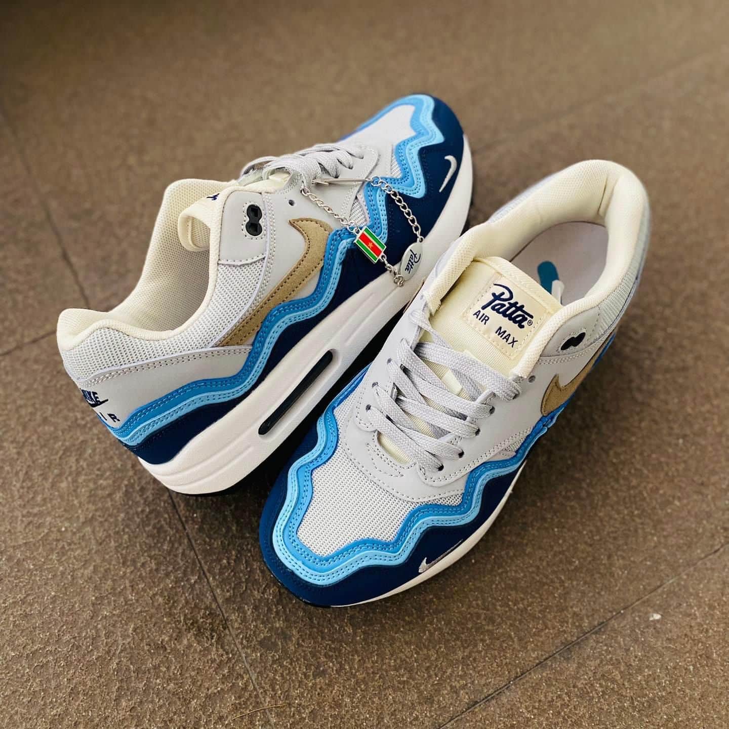 Nike AirMax 1 Patta Sneakers