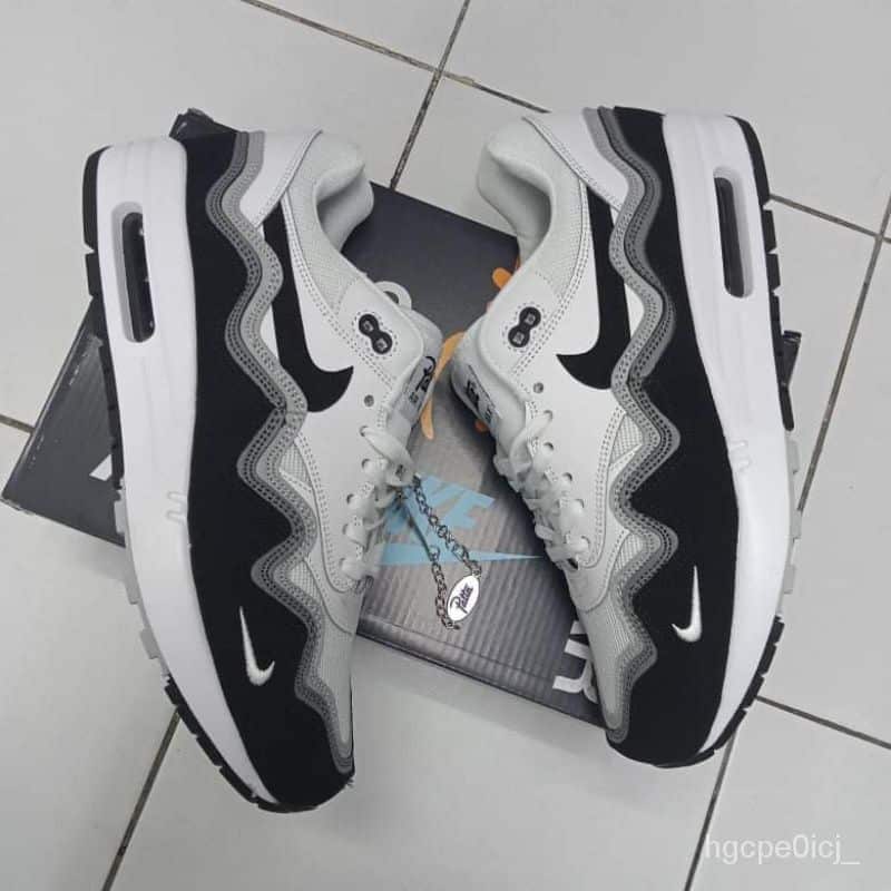 Nike AirMax 1 Patta Sneakers