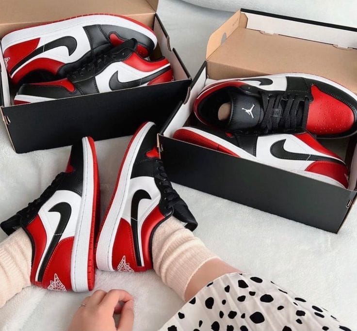 Nike 1 Black Toe Low Sneakers