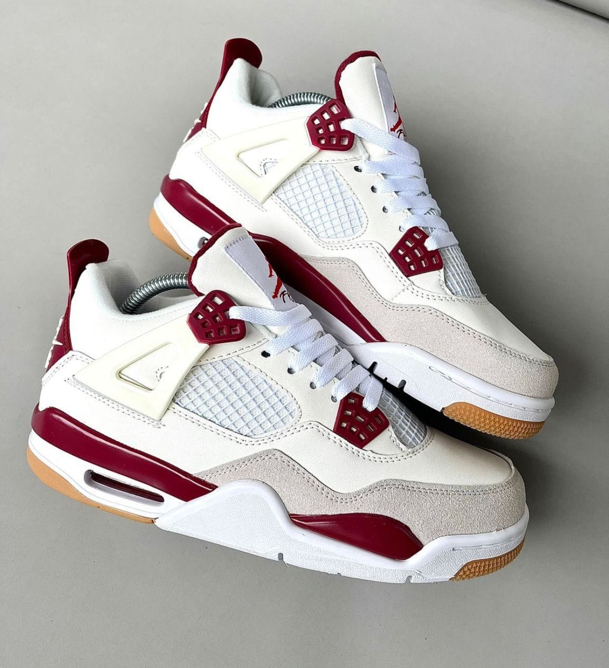 Nike Retro 4 SB Wine Red Sneakers