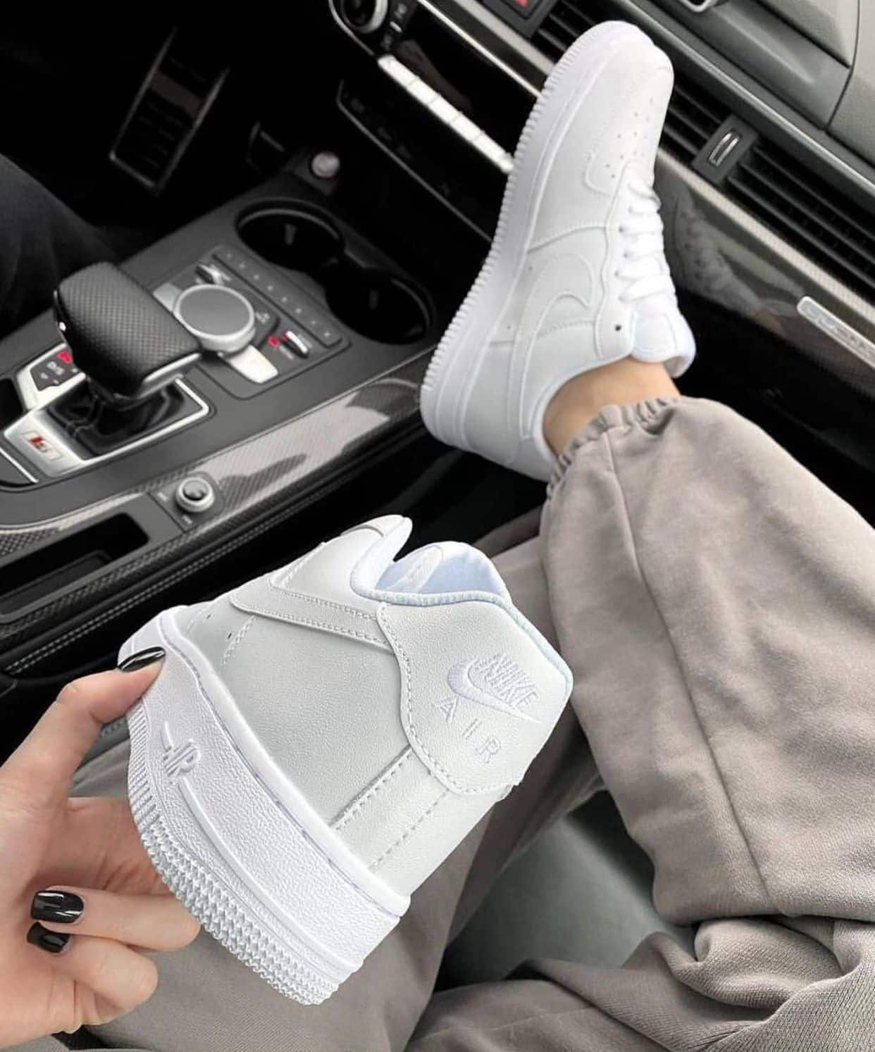 Nike Airforce 1 White Sneakers