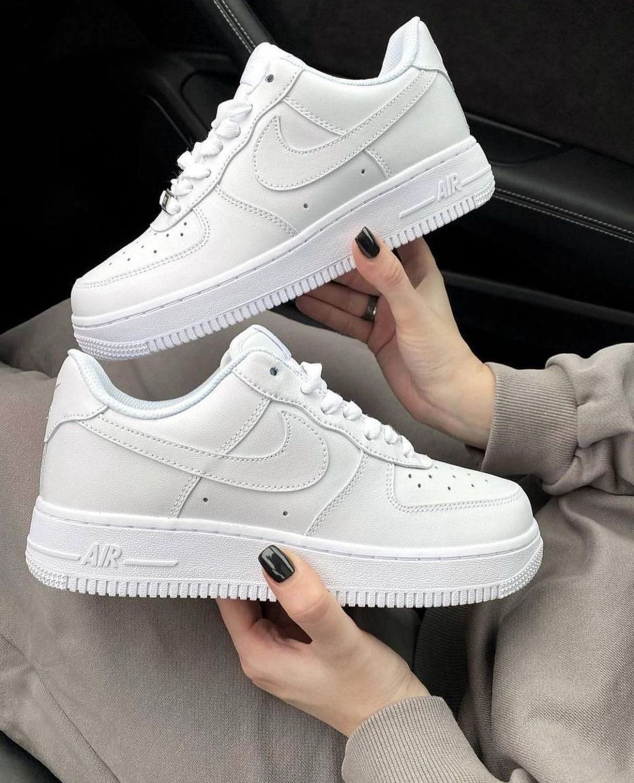 Nike Airforce 1 White Sneakers