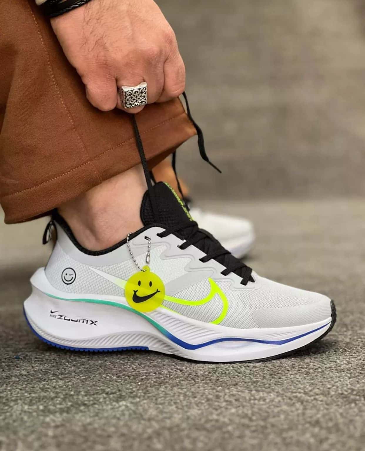 Nike Zoom X Smile Off White Running Shoes
