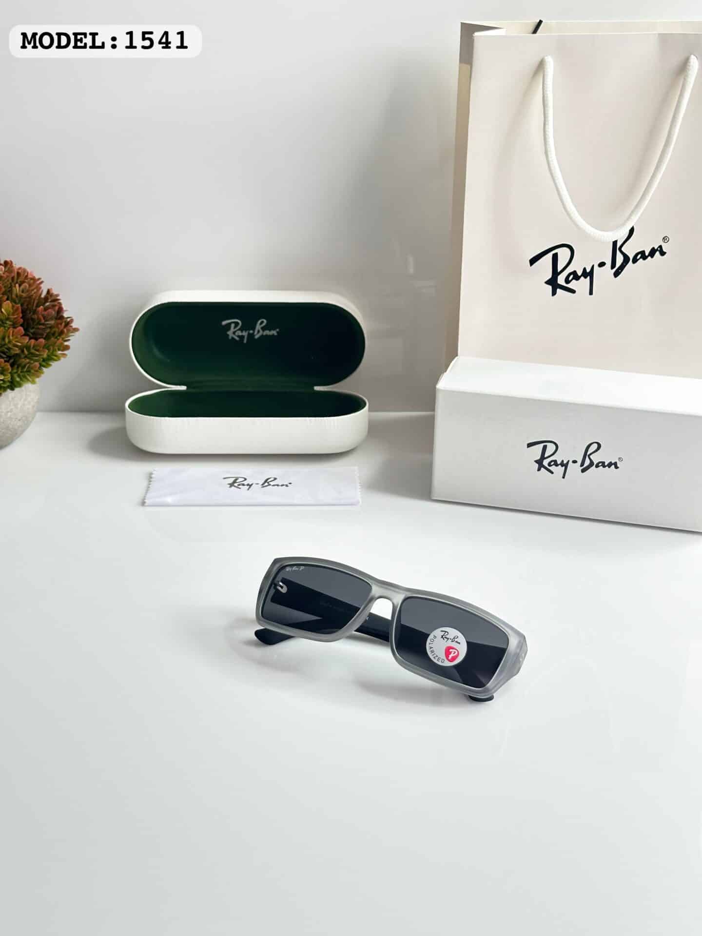 Rayban 1541 Grey Black Sunglasses