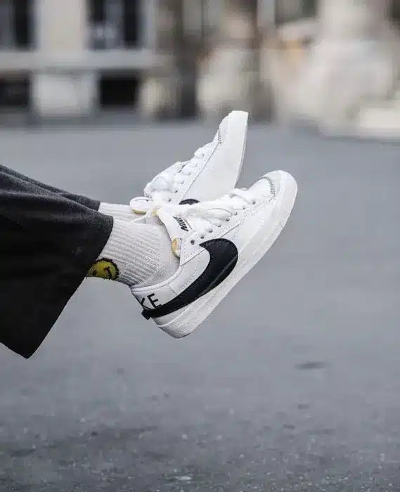Nike Blazer 77 Low White Sneakers