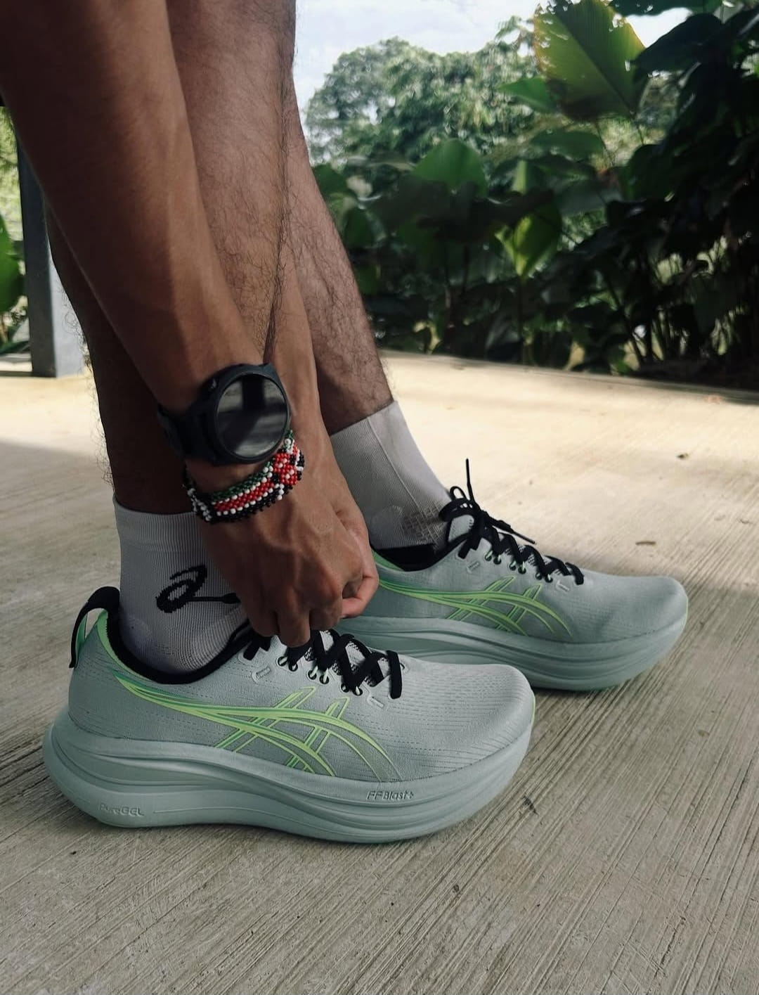 Asics Gel-Nimbus 28 Illuminate Green Running Shoes