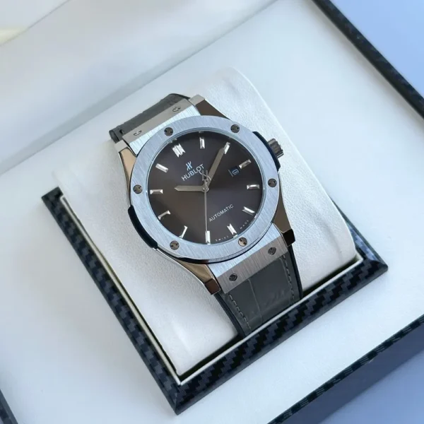 buy luxurious hublot watch for men ic164